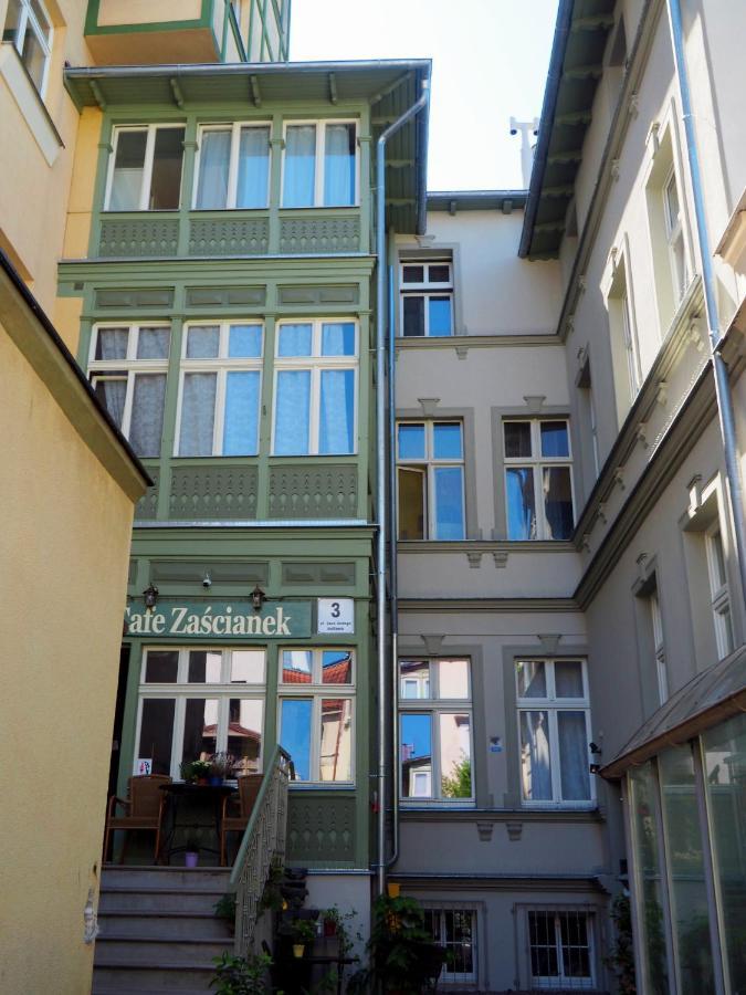 Art Nouveau Weranda Apartment *